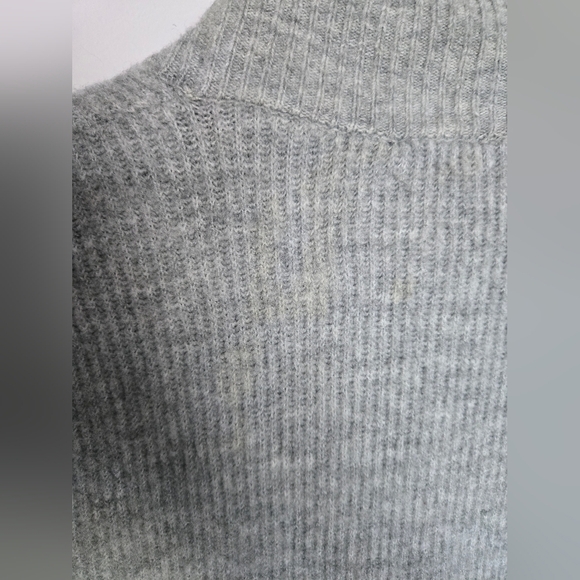 Gray Ribbed Open Cardigan - Picture 3 of 4